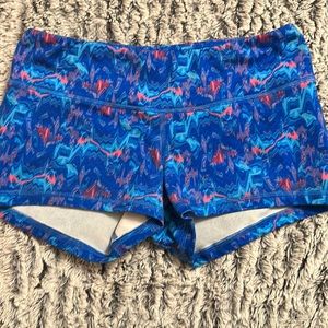 Small electric blue Fleo shorts